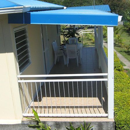 Les Bungalows Du Mont-Auban Sainte-Clotilde Exterior foto