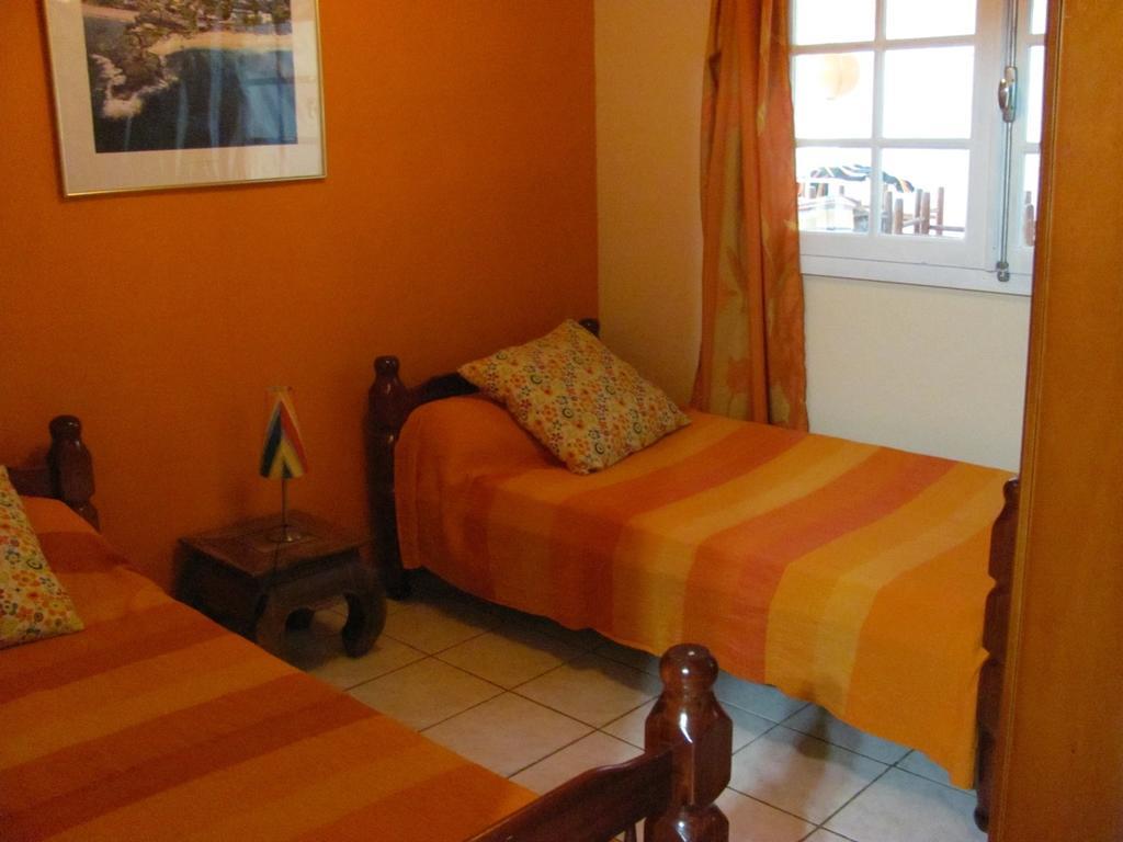 Les Bungalows Du Mont-Auban Sainte-Clotilde Exterior foto